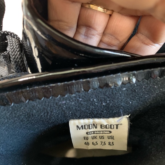 SOLD TECNICA THE ORIGINAL MOON BOOTS Patent - Picture 7 of 10